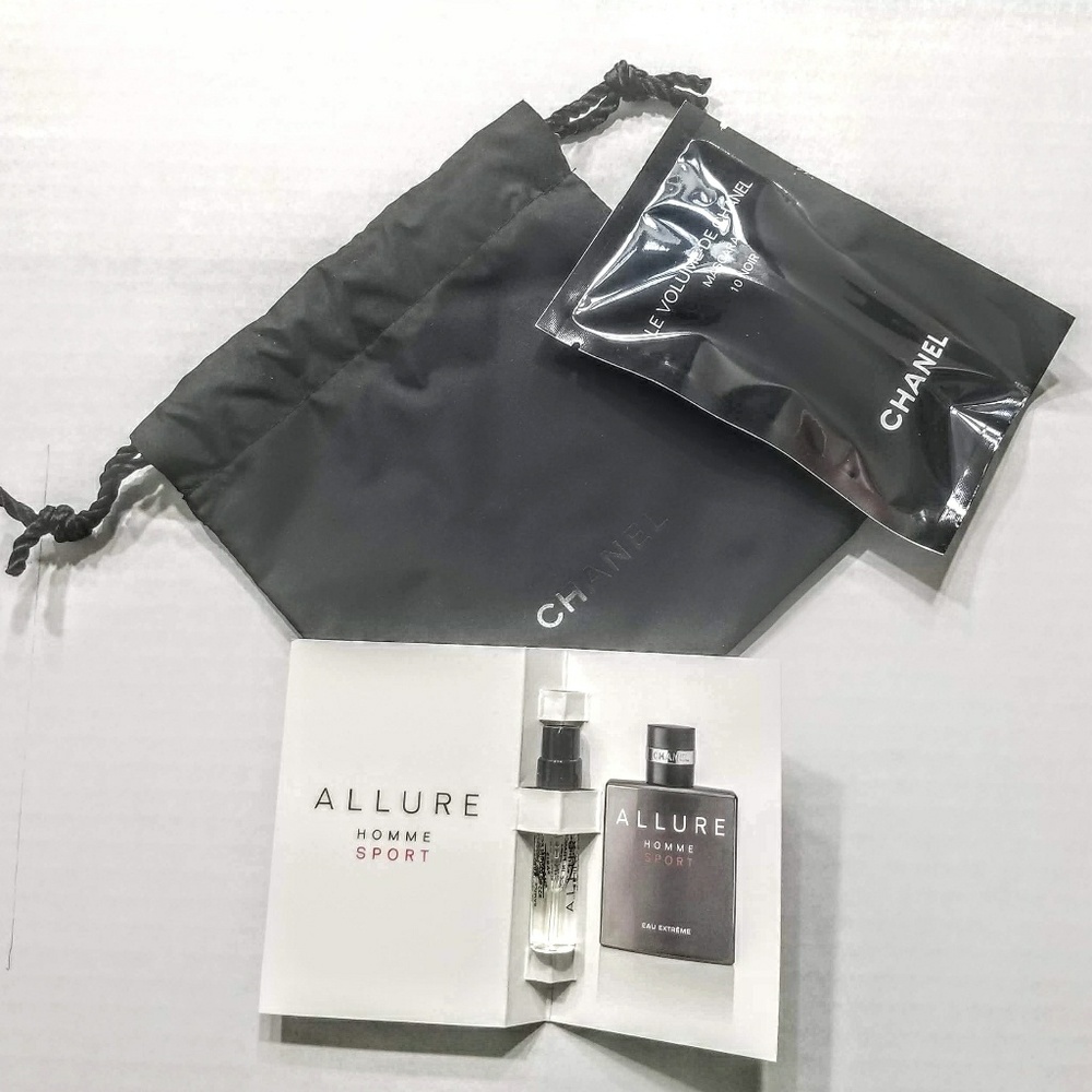Chanel LLURE HOMME Spray LeVolume
Mascara Dust Bag